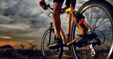 Andando de bicicleta