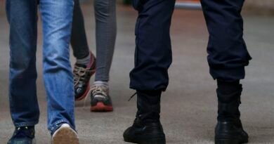 Alunos de escola no DF são “punidos” com flexão e PMs são afastados