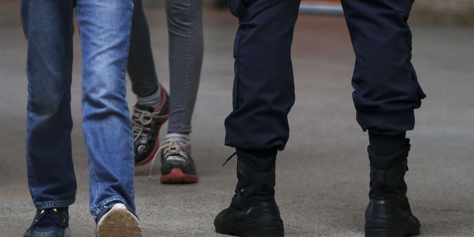 Home 59 Alunos de escola no DF são “punidos” com flexão e PMs são afastados