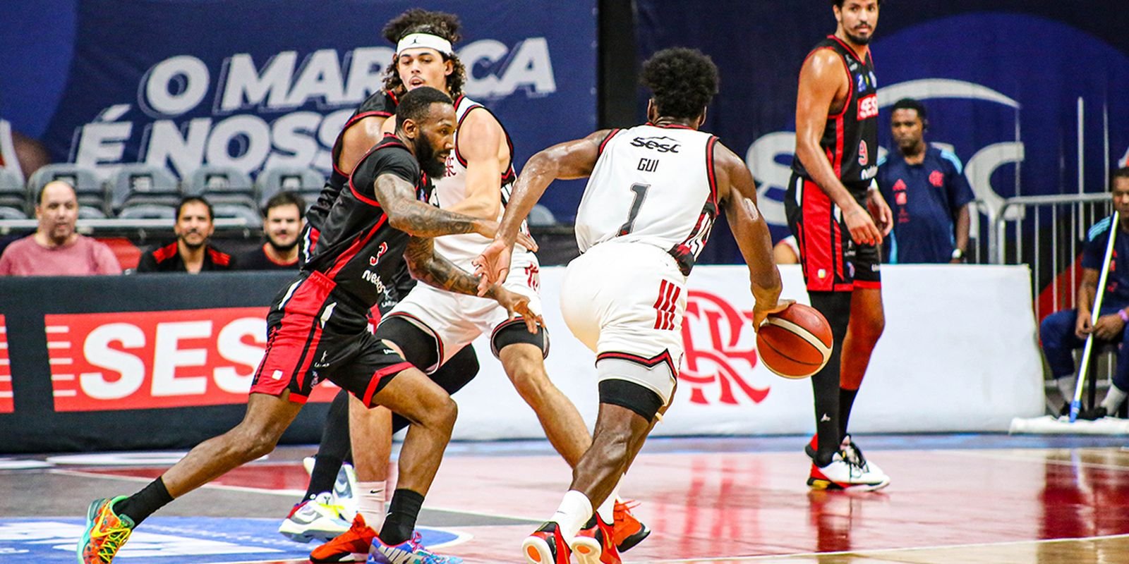 Home 61 Basquete: Champions das Américas tem Flamengo e Franca nas semifinais