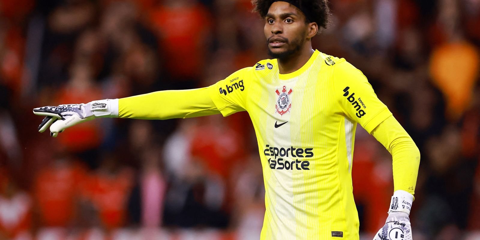 Home 56 Goleiro Hugo Souza é convocado para a seleção após lesão de Alisson