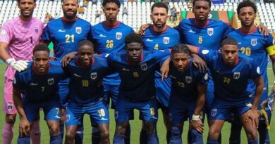 Tubarões Azuis nadam contra a corrente rumo à Copa 2026