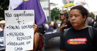 Rio de Janeiro (RJ), 09/04/2026 – Professores e profissionais das redes públicas municipal e estadual de ensino realizam greve com paralisação de 24 horas e protesto. Foto: Fernando Frazão/Agência Brasil