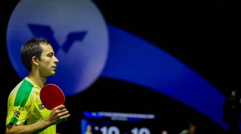 Calderano cai para chinês na semi e leva bronze na Copa do Mundo