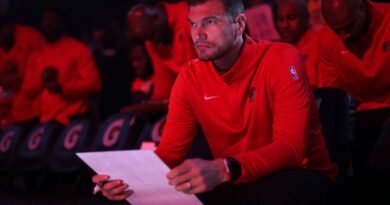 NBA: Tiago Splitter, do Portland, é 1º técnico brasileiro nos playoffs