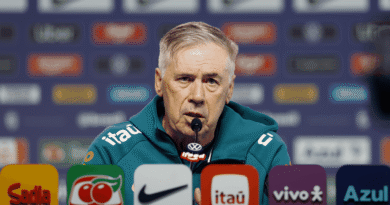 Ancelotti vê Neymar em condição de jogo e acena com Rayan titular