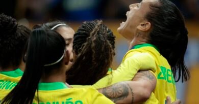 Em virada relâmpago, seleção brasileira feminina vence Estados Unidos
