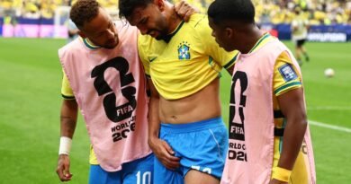 Lucas Paquetá tem lesão na coxa confirmada, sem previsão de retorno