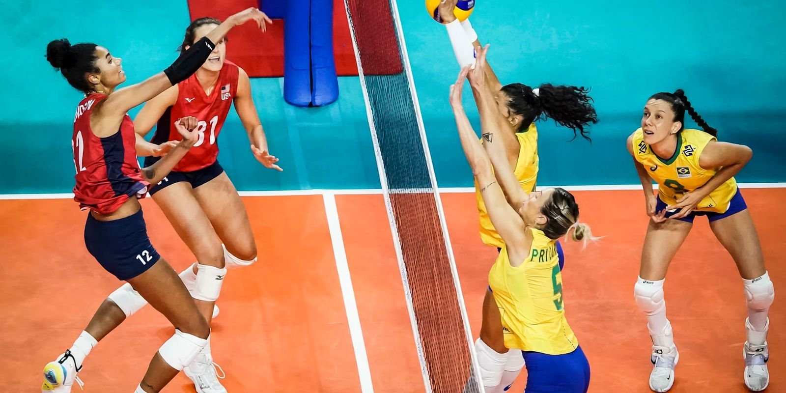 Home 61 Brasil é superado pelos Estados Unidos por 3 a 0 no vôlei feminino