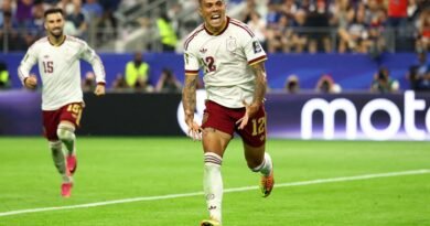 Com invencibilidade recorde, Espanha vai à final da Copa após 16 anos